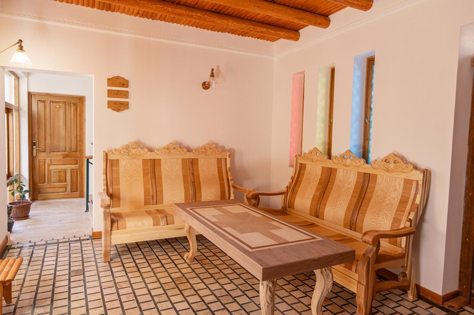 Duston Boutique XIX Century Rooms Bukhara Exterior photo