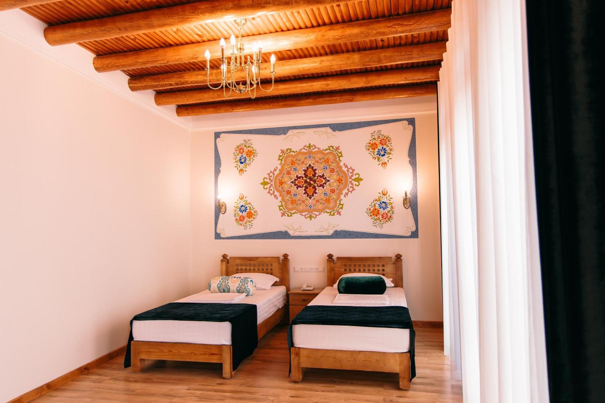 Duston Boutique XIX Century Rooms Bukhara Exterior photo
